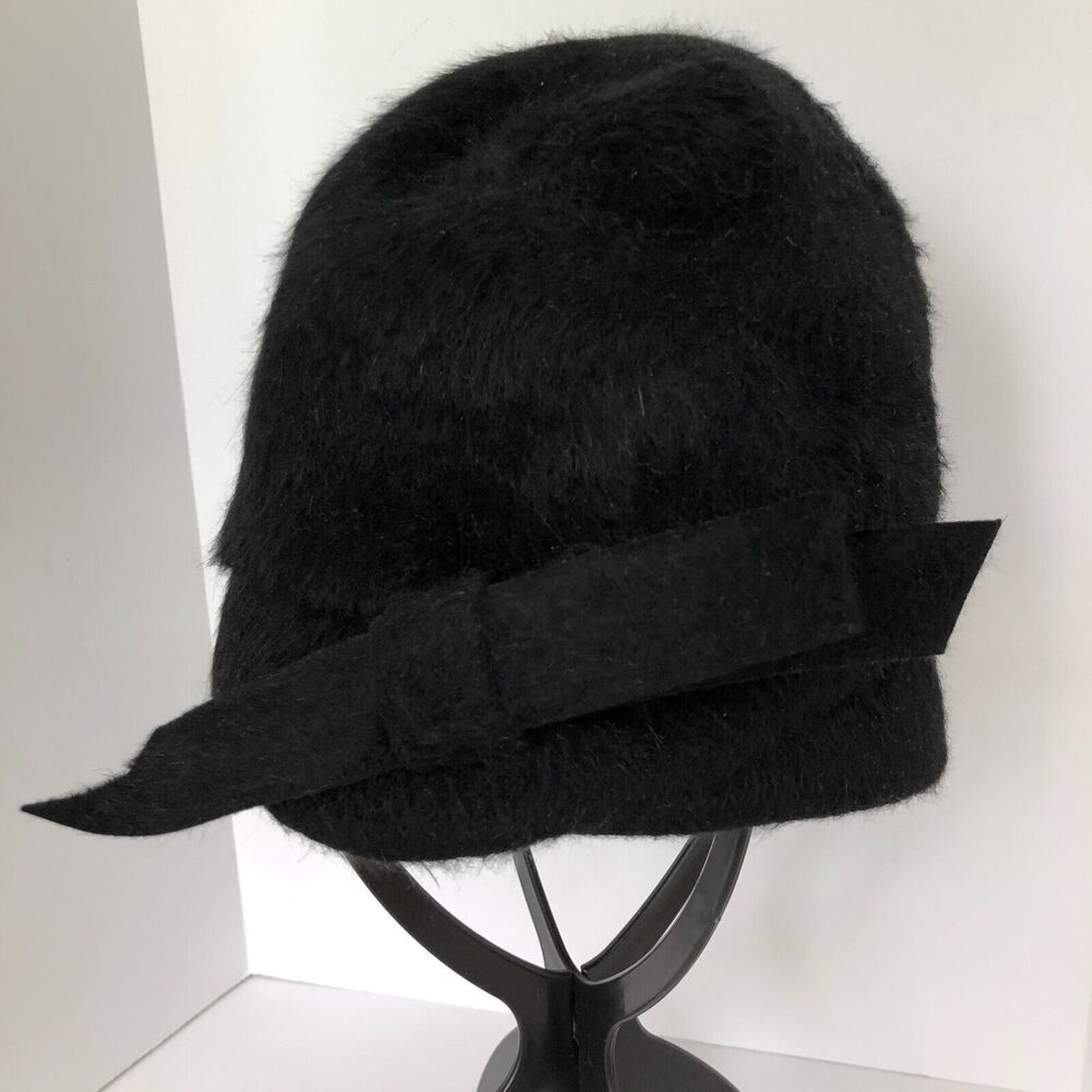 VINTAGE Susan Carol Paris Rome New York Womens Black Mohair Cloche Hat Bow
